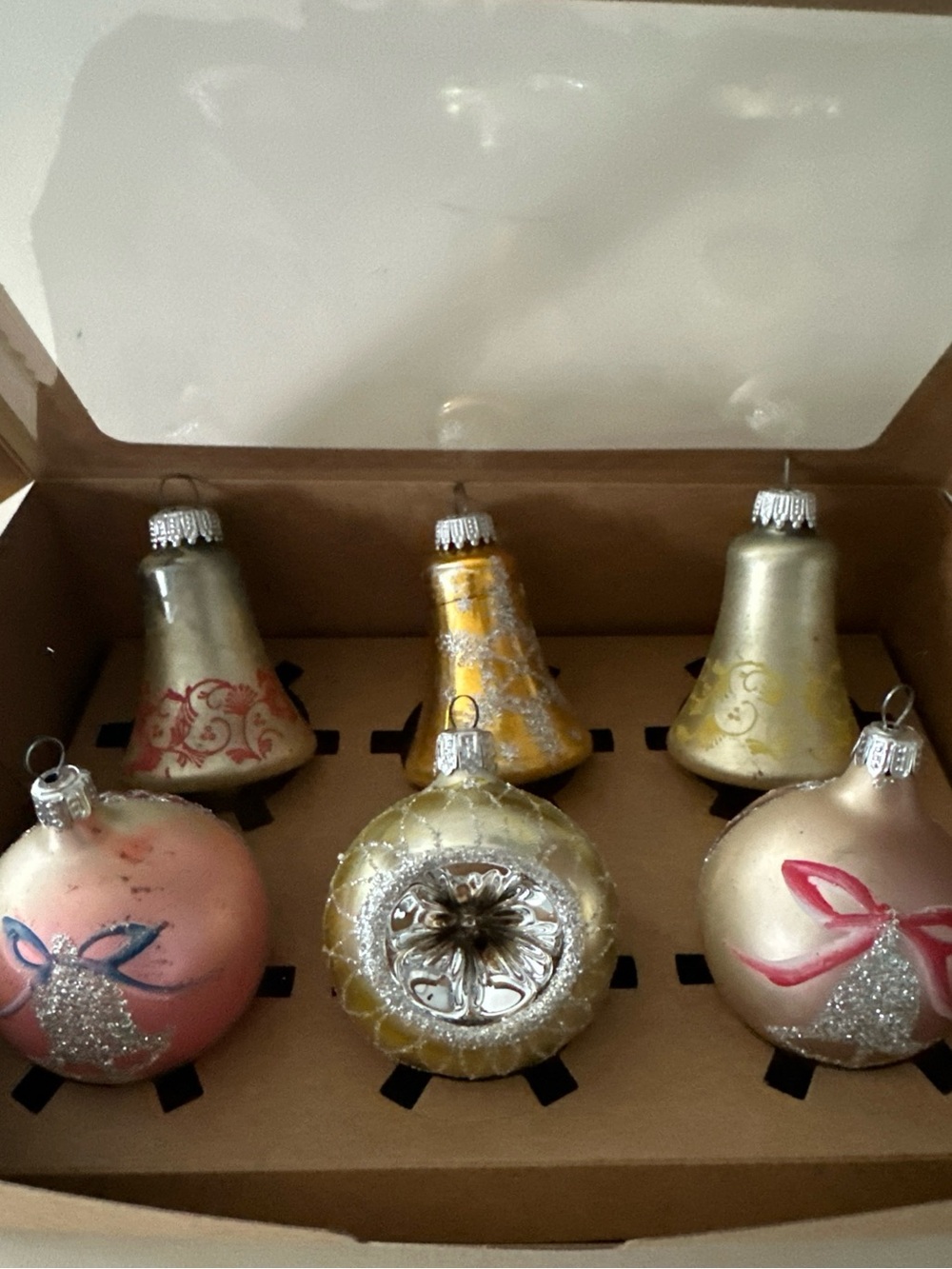 BOX OF 6 VINTAGE WEST GERMAN ORNAMENTS BELLS SINGLE INDENT